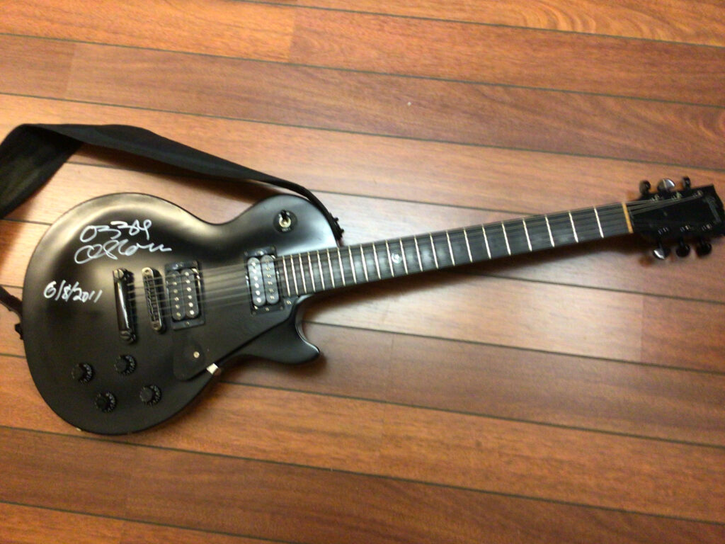 Gibson Les Paul Gothic, signert av Ozzy